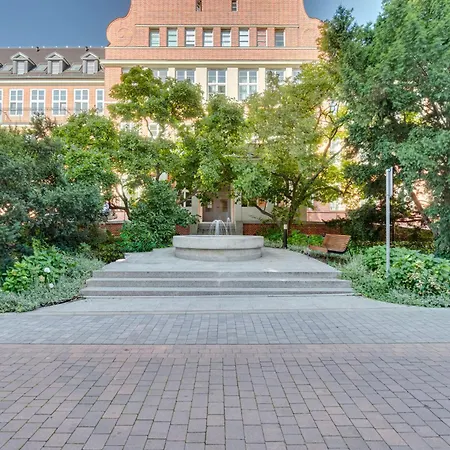 Apartment Poniatowskiego Parkside Studio~parking And Lift Breslau